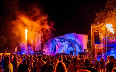 Van één naar twee dagen, van de achtertuin naar 2500 bezoekers per dag: hoe Hintergarten Festival bl