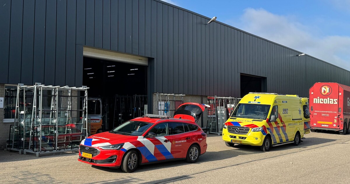 Glas valt om bij bedrijf in Gemert: man naar ziekenhuis