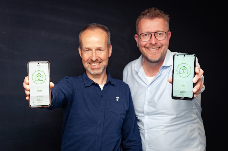 Dave Hellings (l) en Bas van der Kolk richtten jaren terug het Eindhovense bedrijf Leefsamen op.