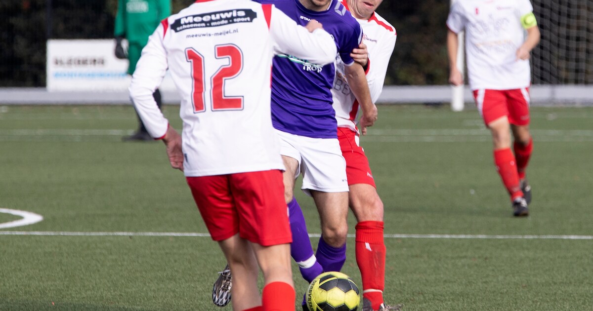 Liessel ziet het ‘op alle fronten misgaan’, Mifano herovert op valreep koppositie met rake penalty