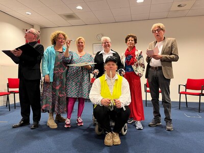 Lachen geblazen in dorpshuis 't Perron: Heezer Komedie speelt 'De gevulde Snoeshaan’