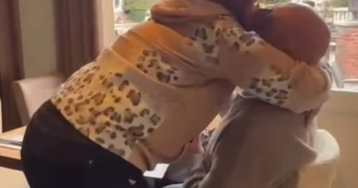 Zanger Jan Biggel gaat trouwen met zijn vlam Helga: ‘Ja!’