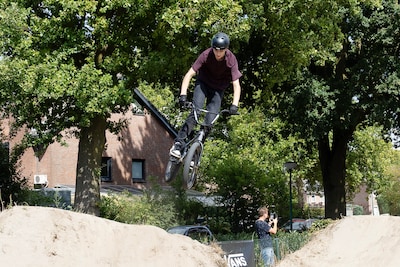 Het is weer tijd voor de Fatjam, het grote BMX-festijn in Aarle-Rixtel
