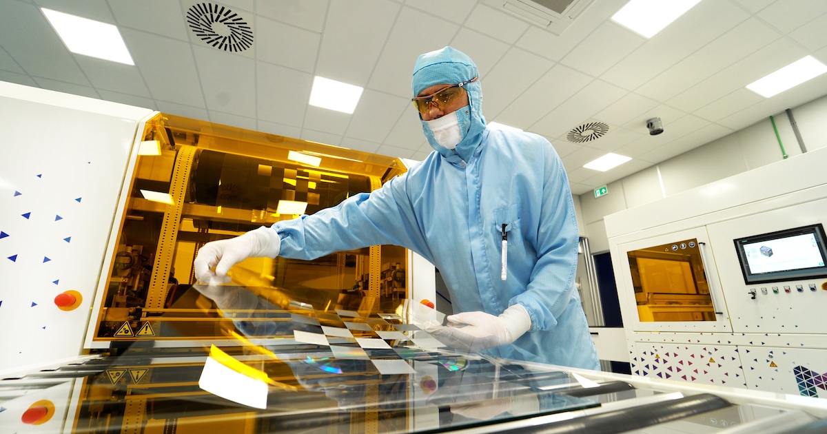 ‘Kleine neefje’ van ASML wil groot worden: Morphotonics gaat voor ...