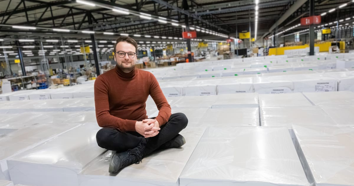 Tom (27) is tactisch inkoper: ‘Ben verantwoordelijk voor miljoenen ...