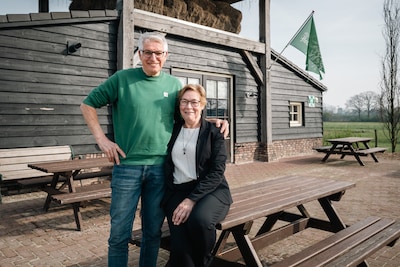 Liefde op de klok tijdens ‘gemoedelijke en huiselijke’ speeddateavonden voor 40-plussers