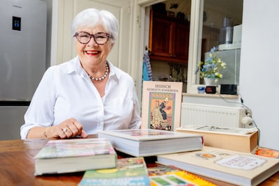 Van babi ketjap tot loempia van tante Jo: dit nieuwe Gemertse kookboek is één grote Indische schatki